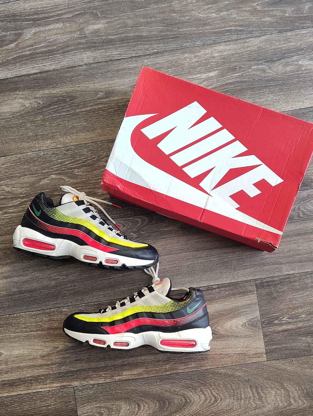 Retro Nike Air Max 95 SE Multicolor